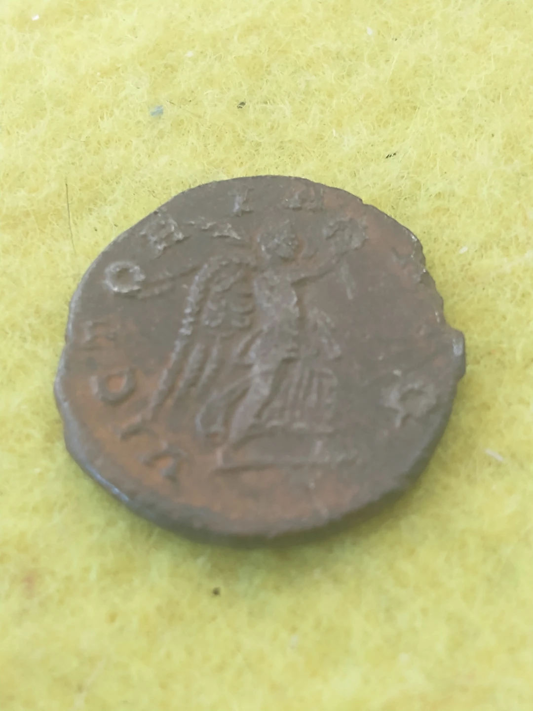 Ancient Roman silver denarius c. 3rd cent. - photo 5