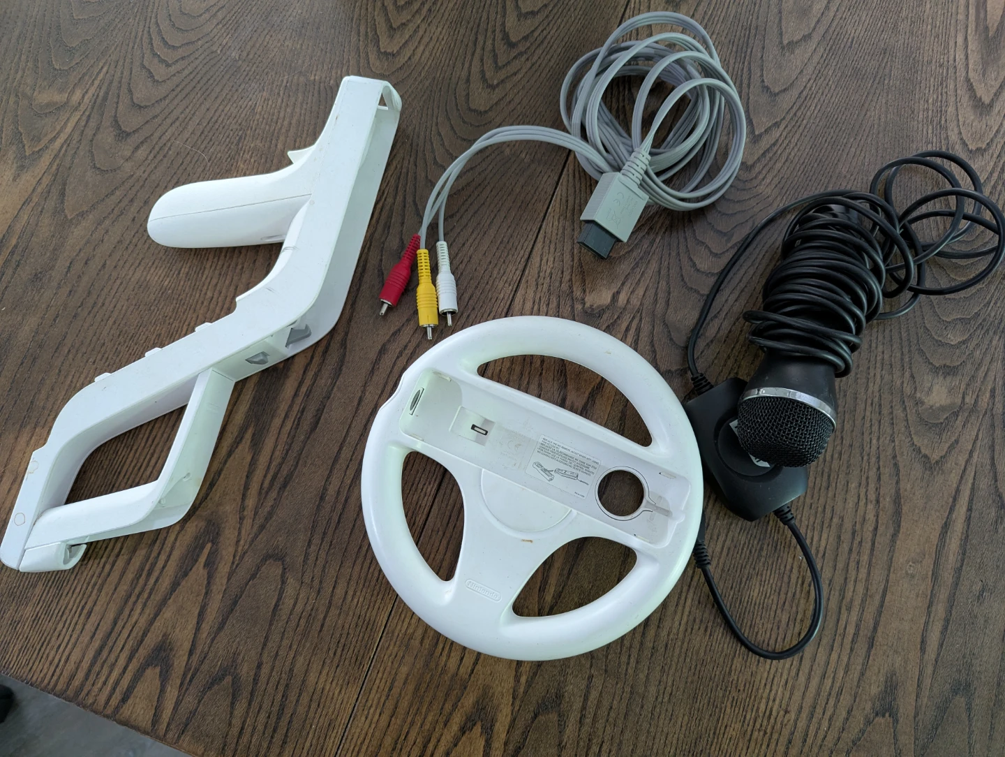 Wii and game console accessories - photo 2
