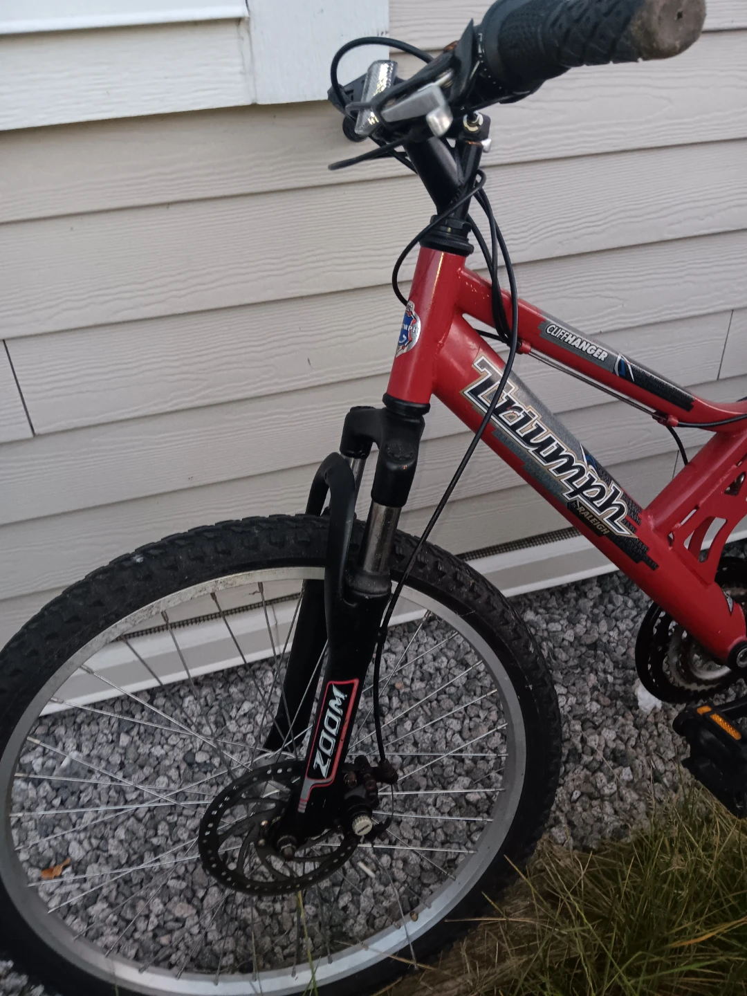 Red Triumph Mountain Bike - photo 3