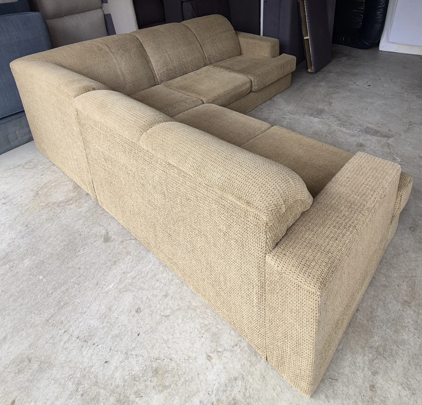 Sectional L Shape Sofa Couch Comfy and Big - photo 5