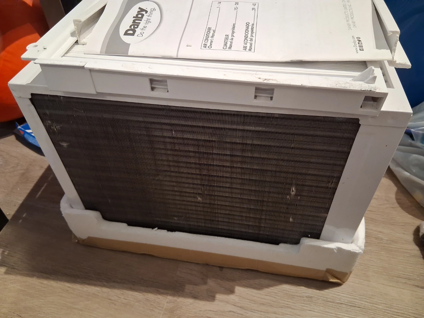 Danby Window Air Conditioner - photo 2