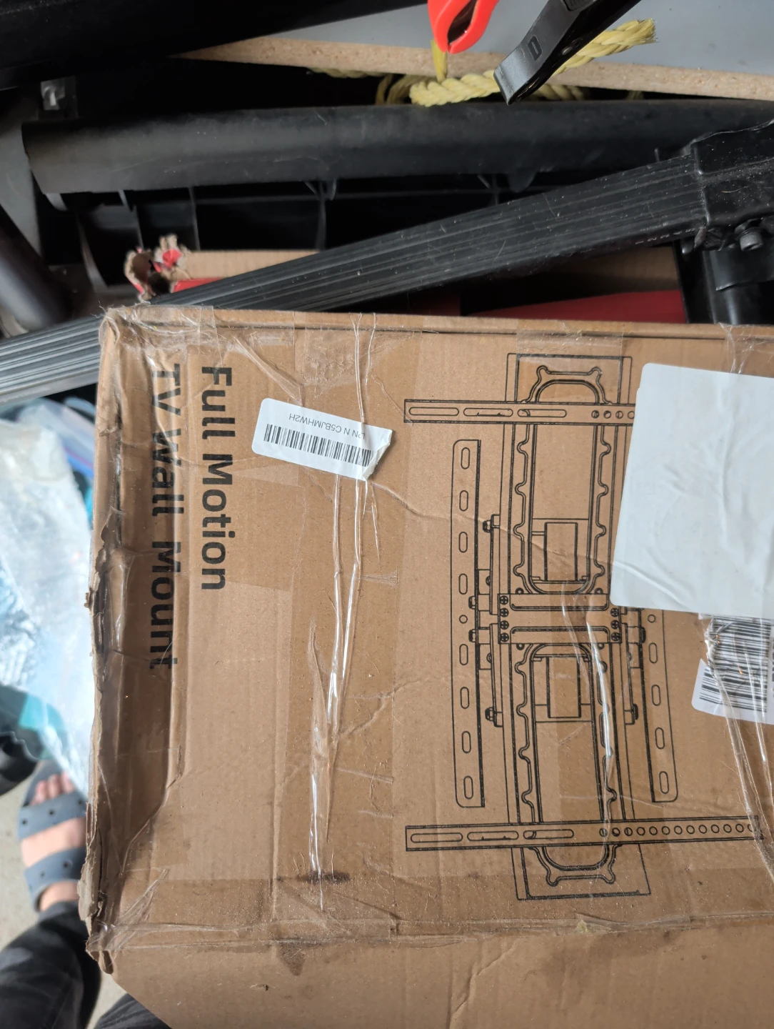 Full Motion TV Wall Mount