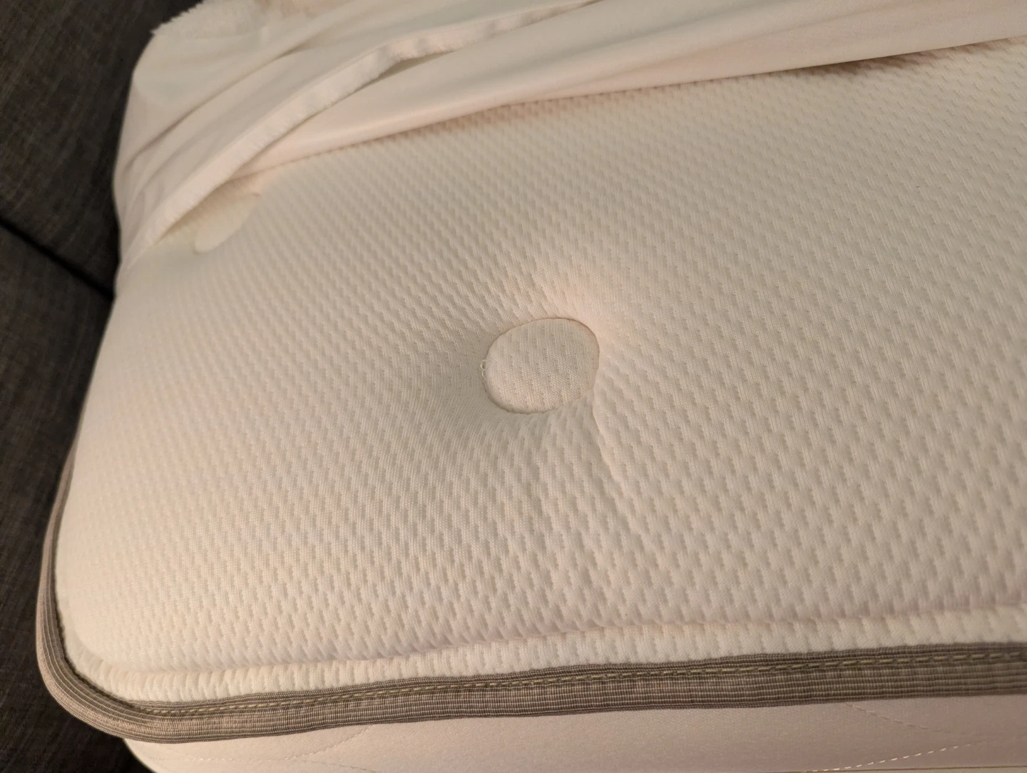 Authentic Four Seasons Hotel Mattress (King)