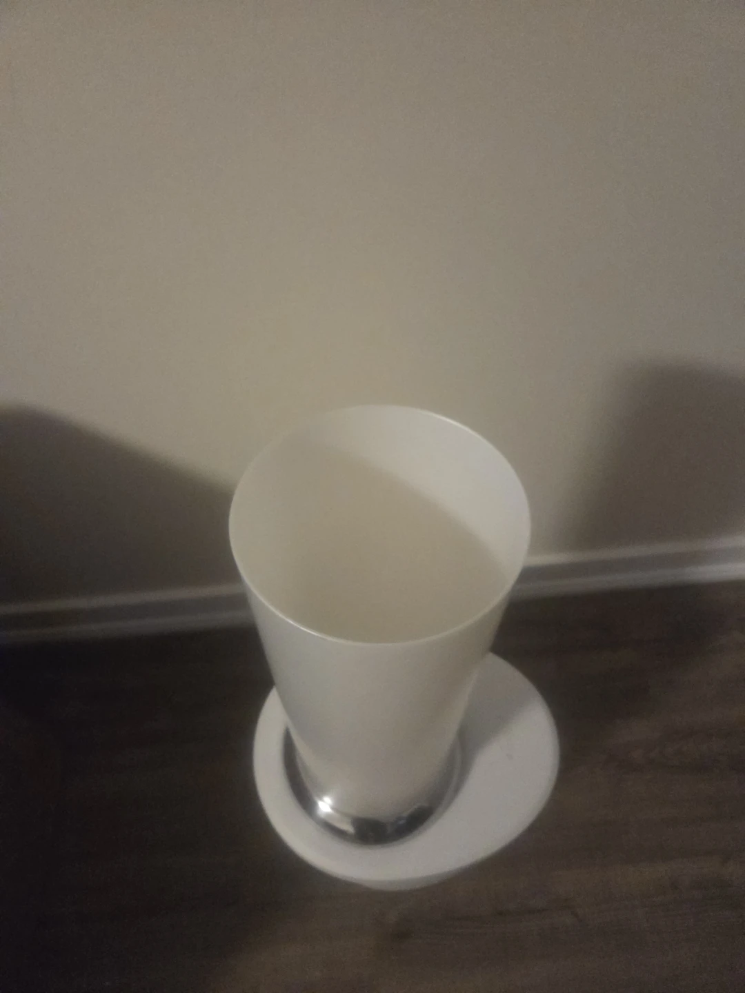White Pedal Bin Trash Can & toilet paper holder - photo 3