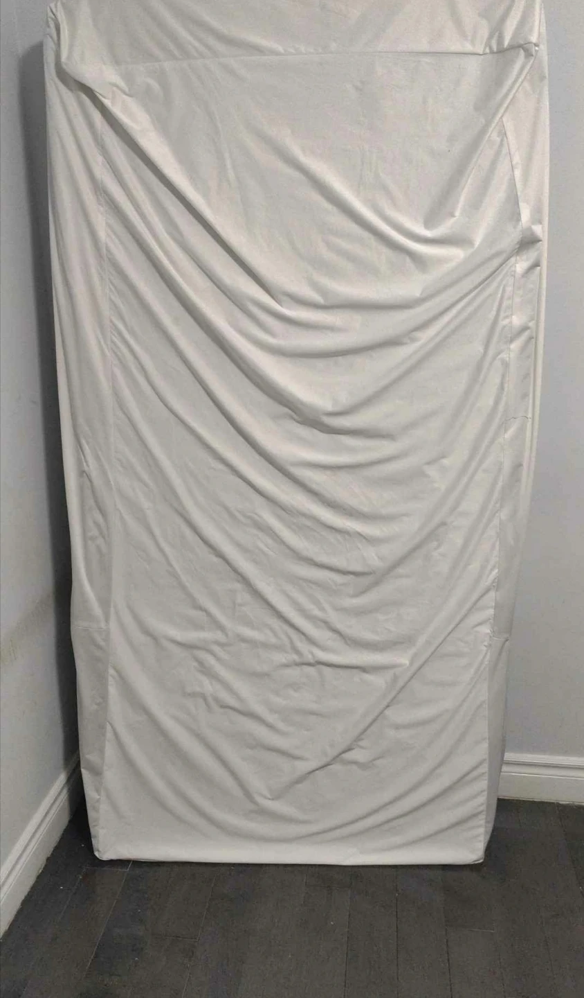 Twin Mattress With Cover - photo 2