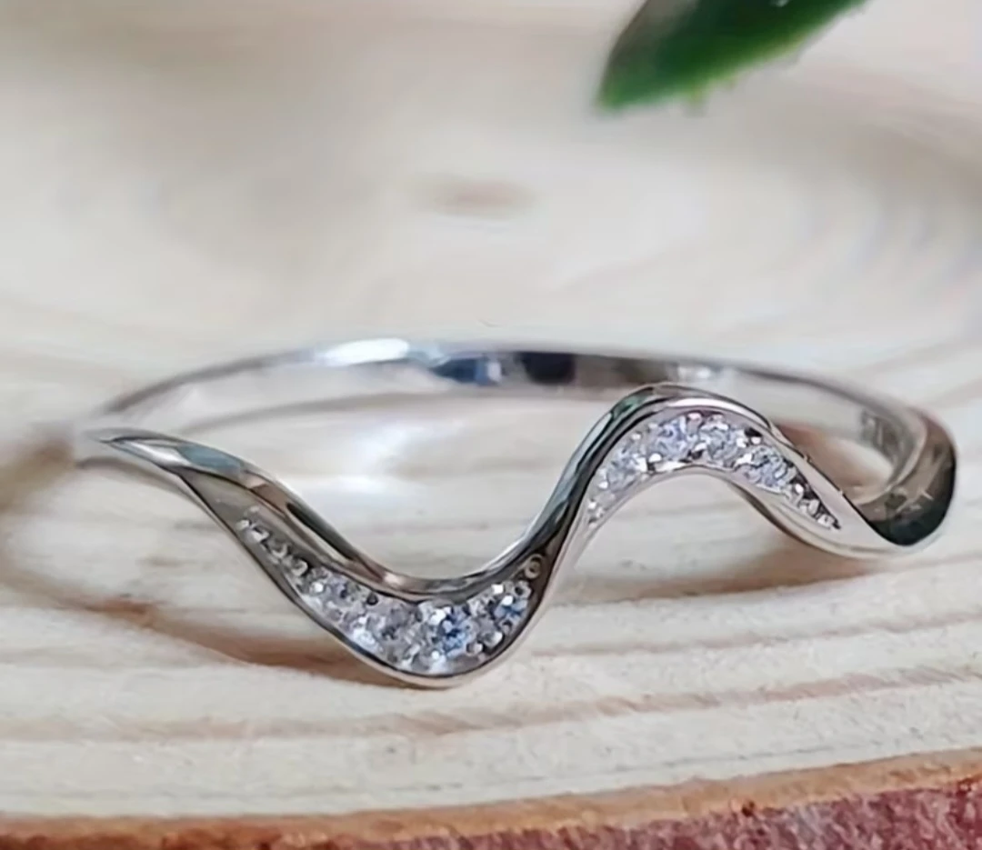 Elegant Inspirational Wave Ring - photo 3