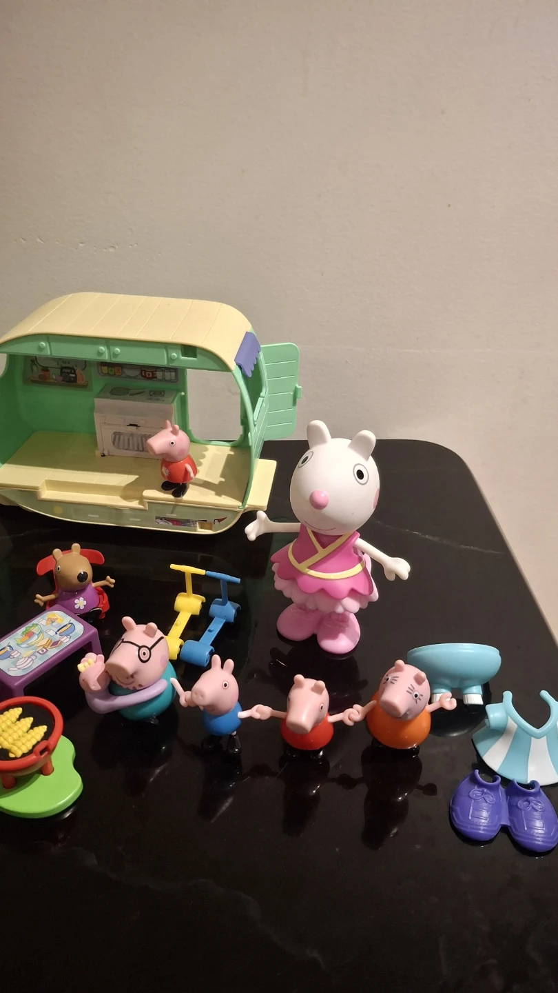 Peppa Pig Campervan Playset with Figures - photo 3