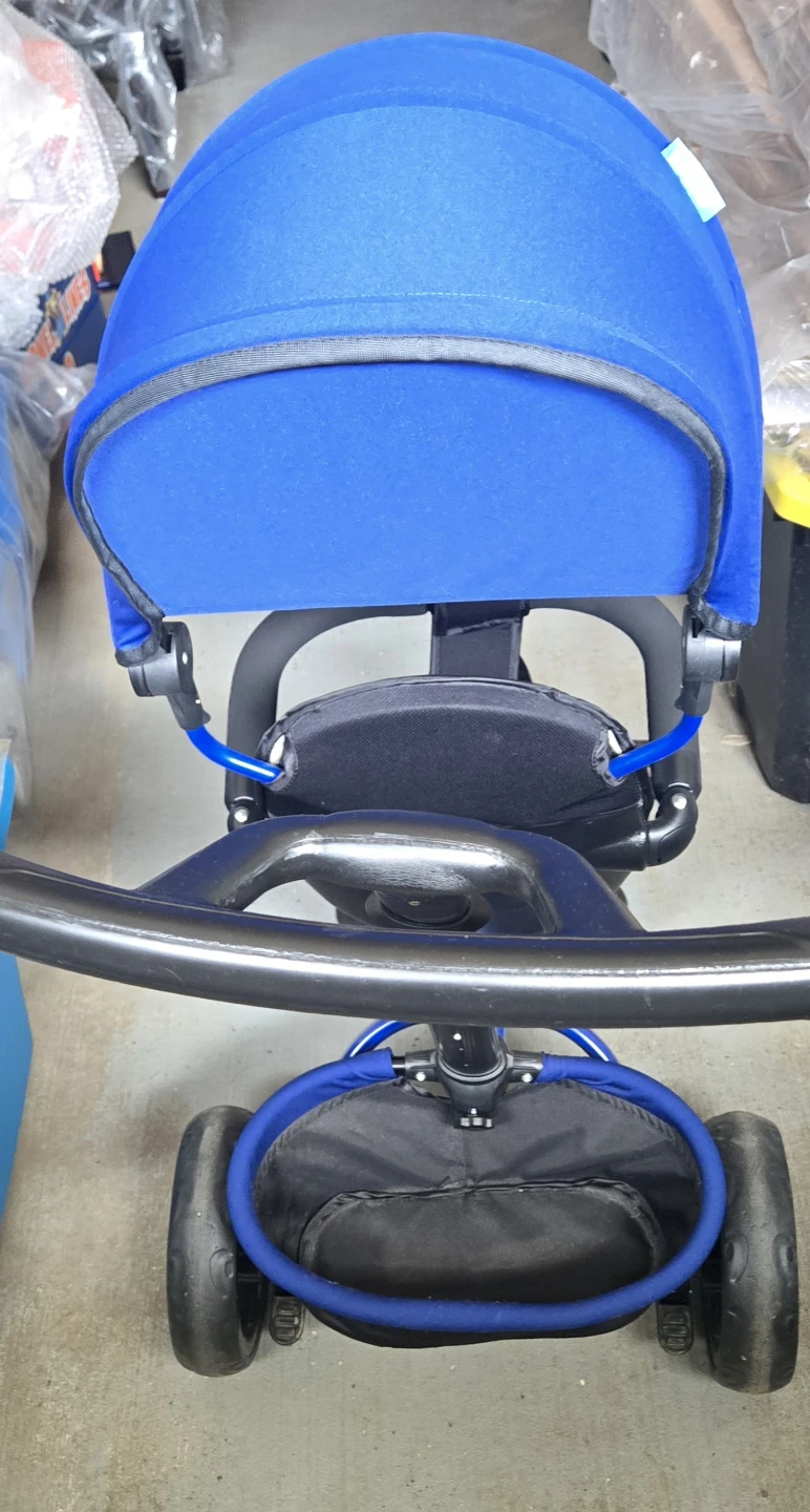 Infans Blue Tricycle with Canopy and Push Handle - photo 4