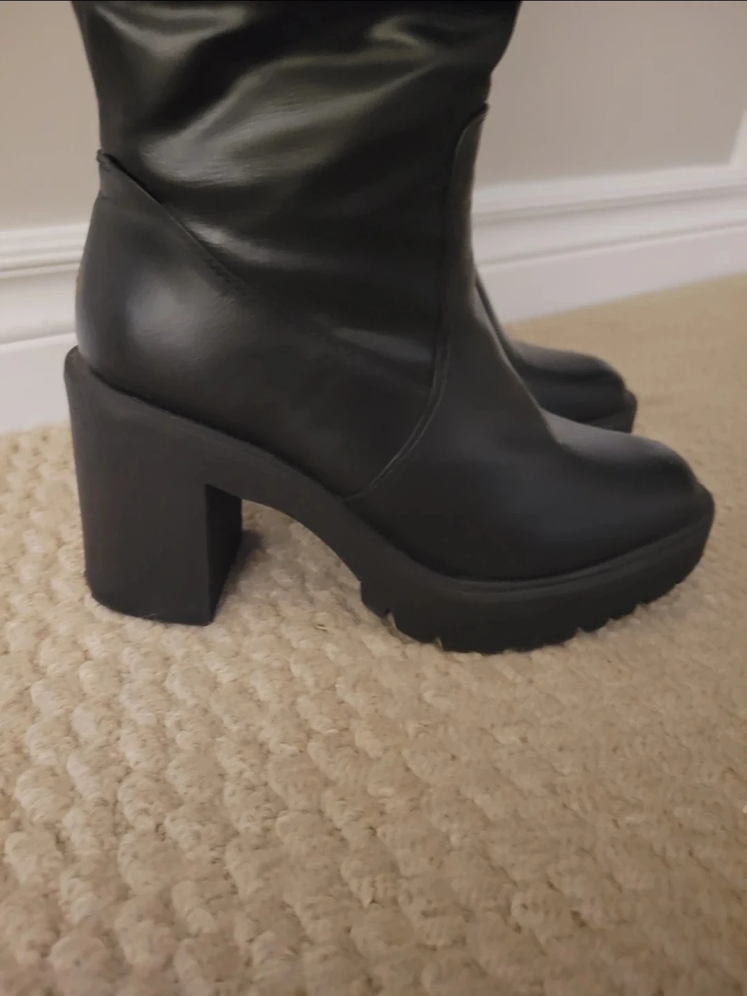 Black Faux Leather Boots size 8 - photo 2