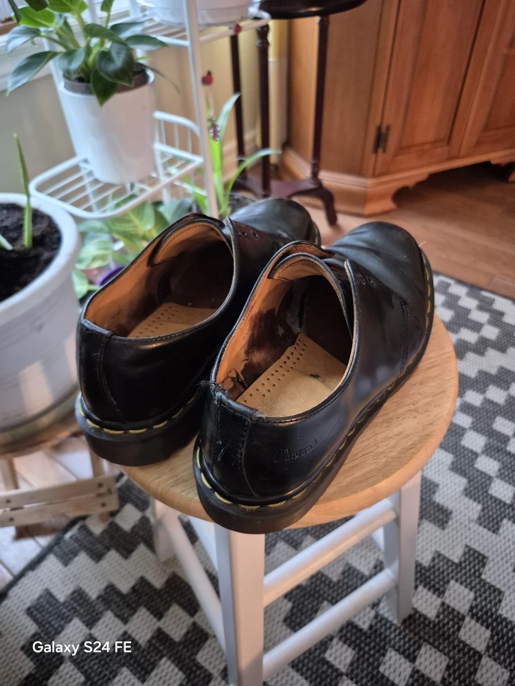 Dr. Martens Black Leather Oxford Shoes - photo 2