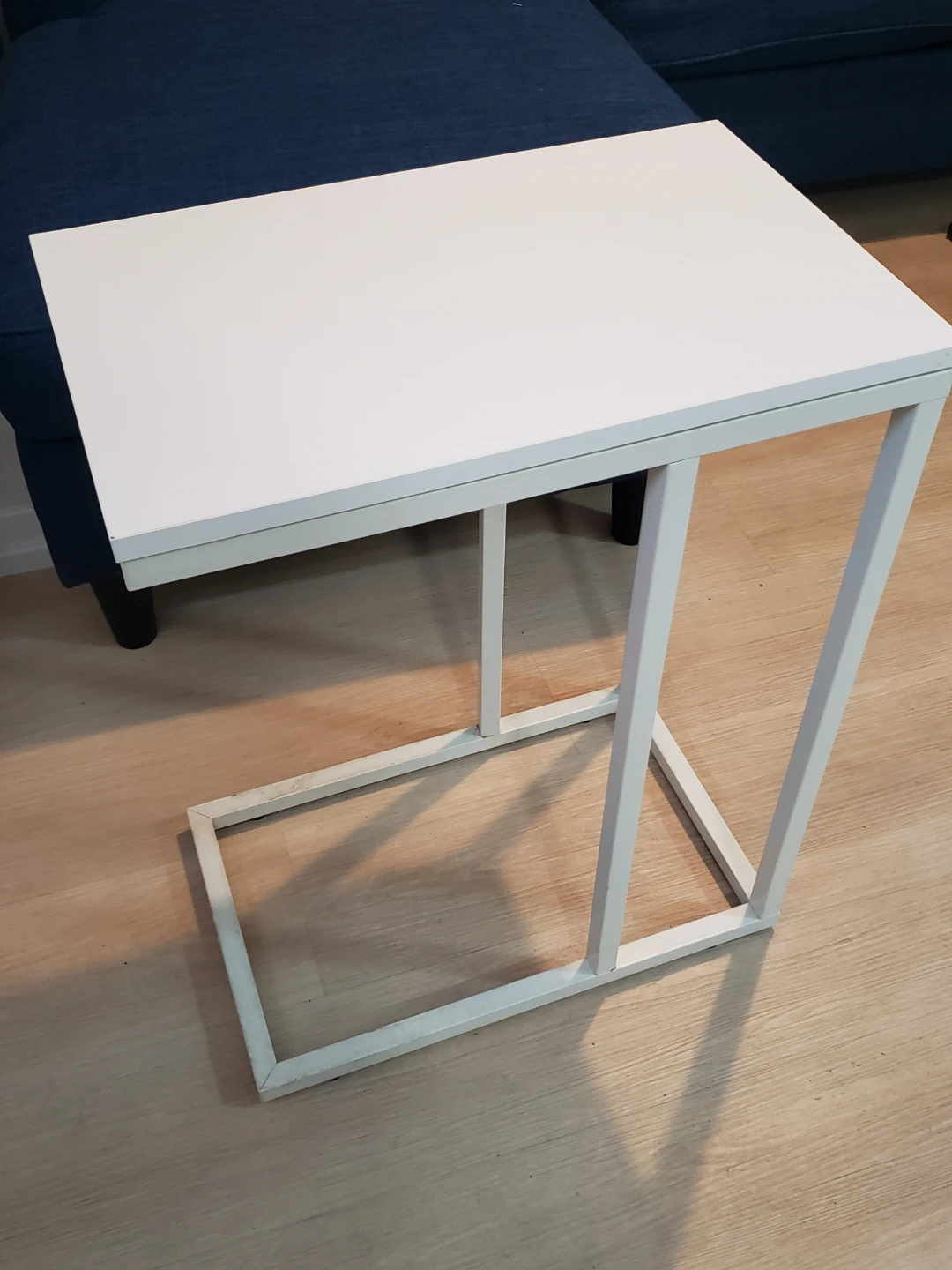 White C-Table / Snack Table