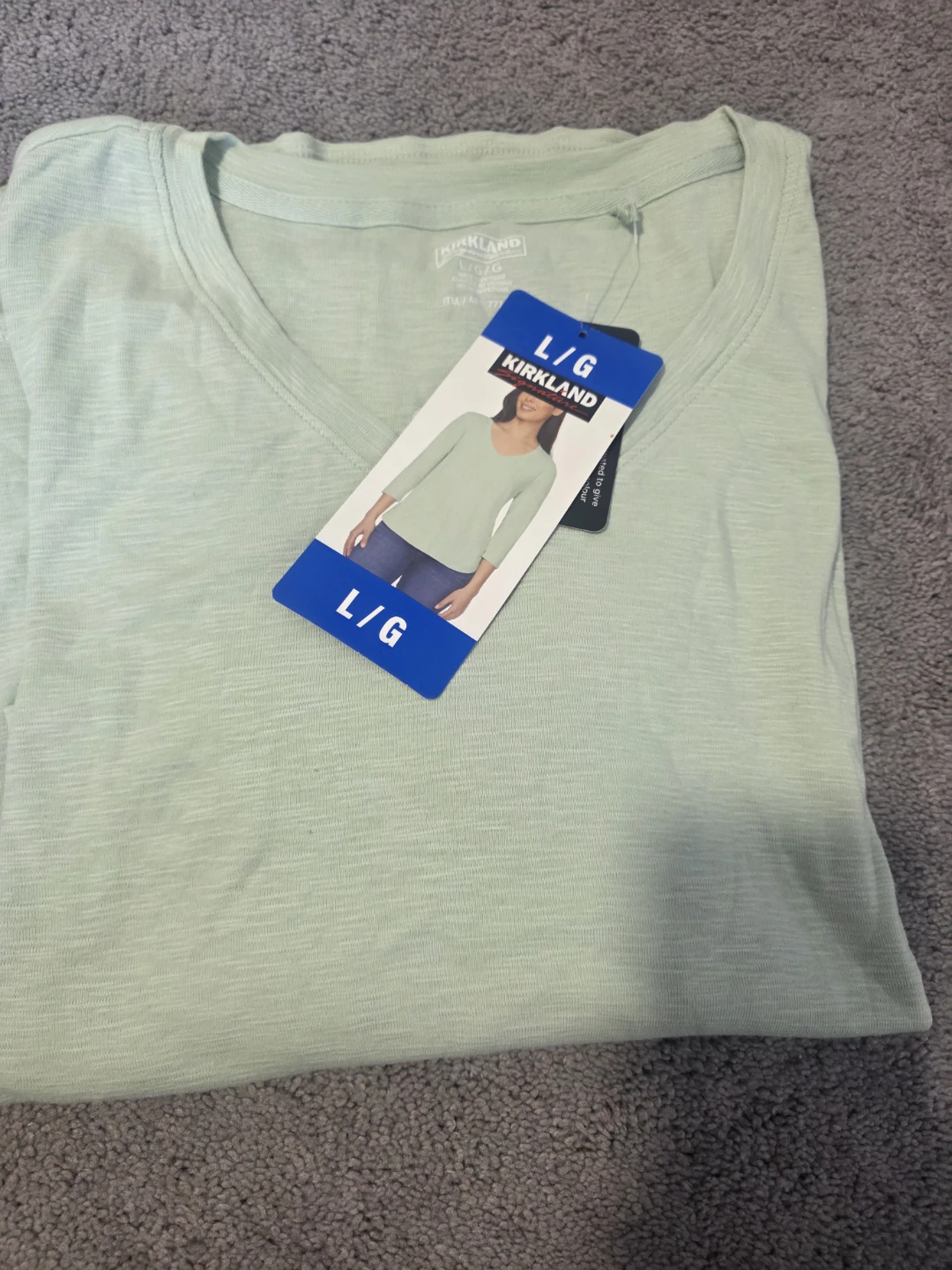 Women's Tops - L - photo 5