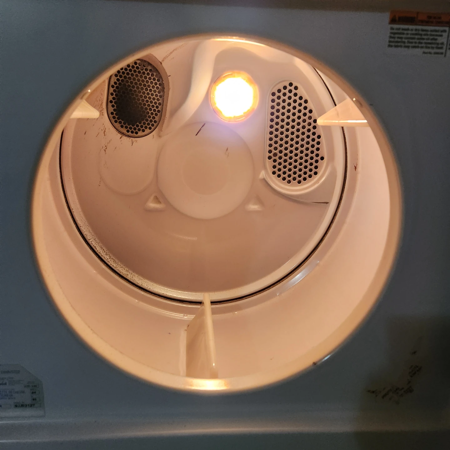 White Whirlpool Electric Dryer - photo 2