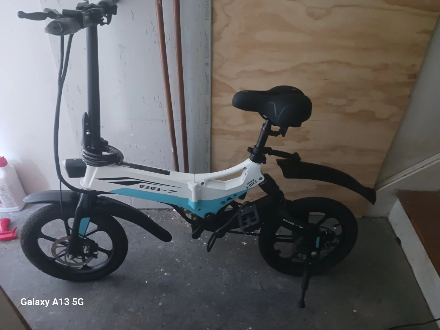 White and Blue EB-7 Folding Electric Bike - photo 2