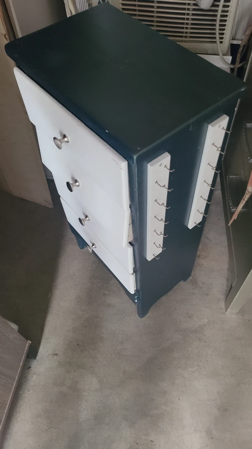 Small Dark Green and White Dresser with 4 Drawers - photo 2