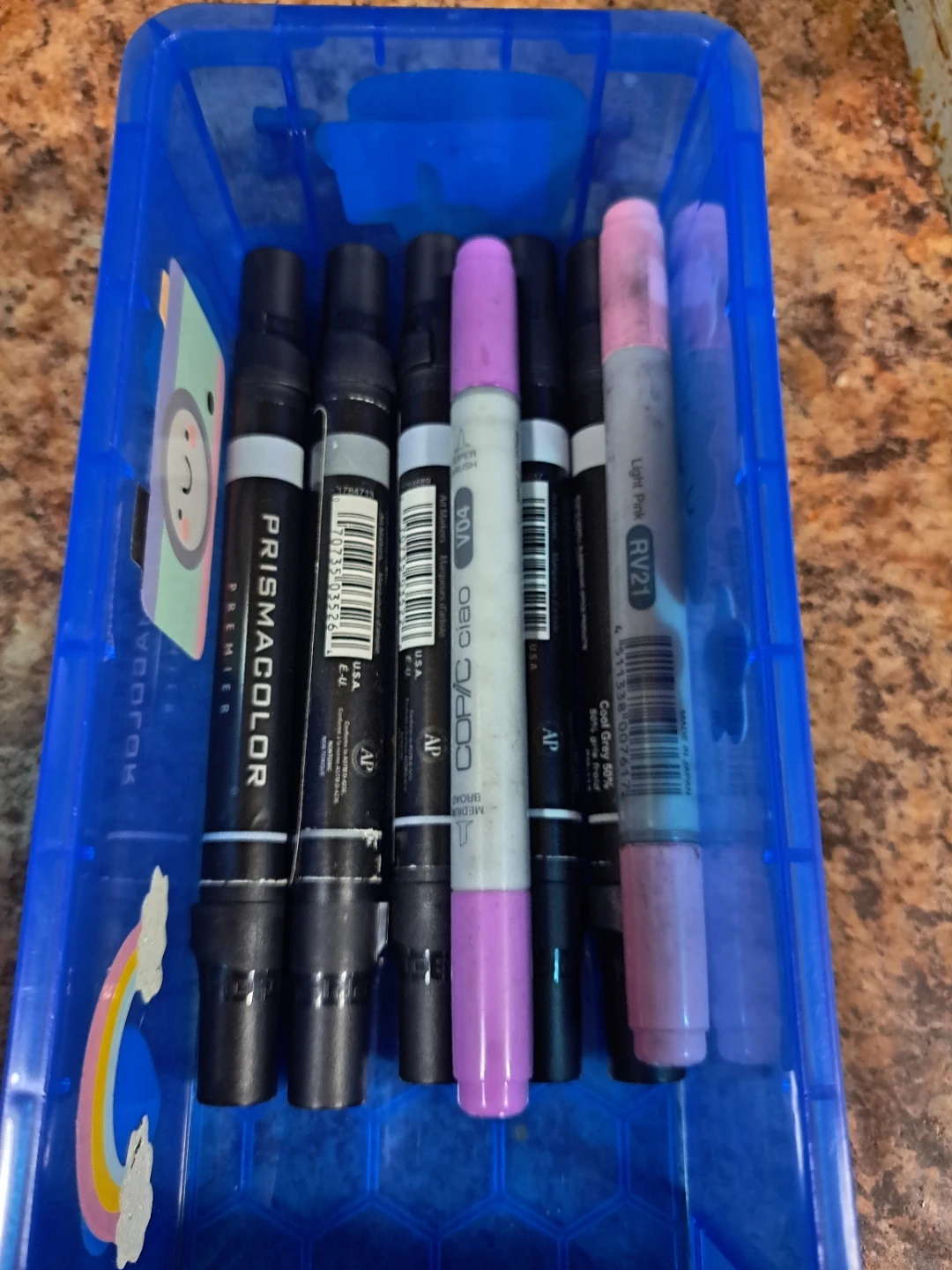Free markers/ pens - photo 2