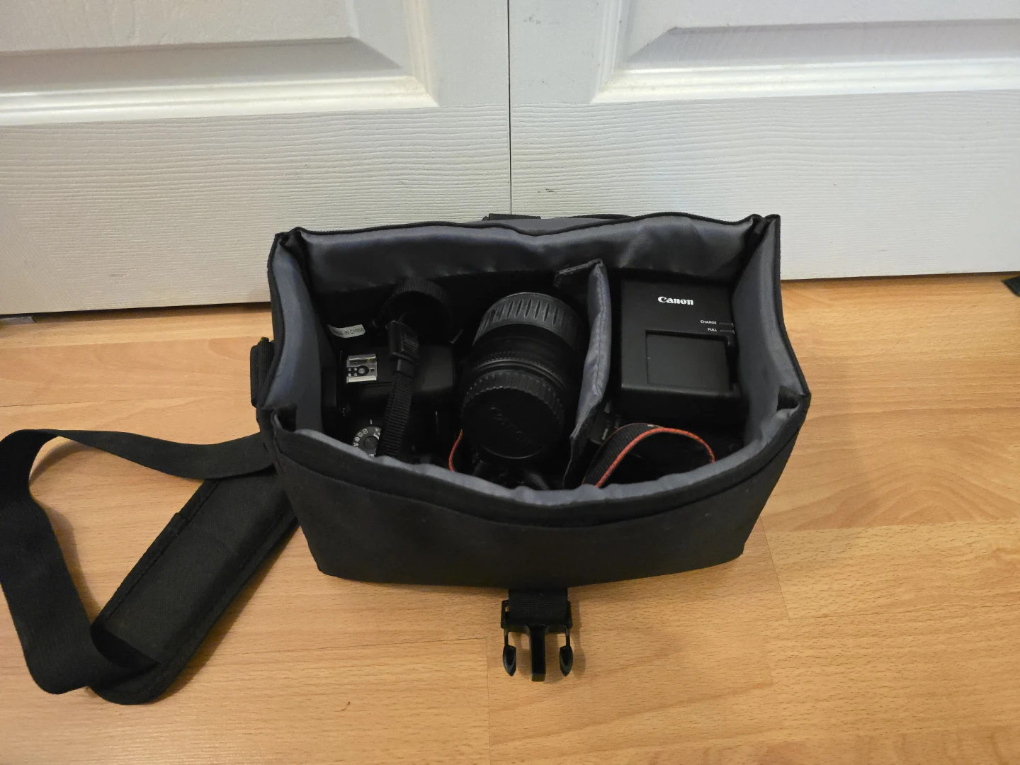 Canon EOS Rebel T7 with Lenses + Bag and Accessories