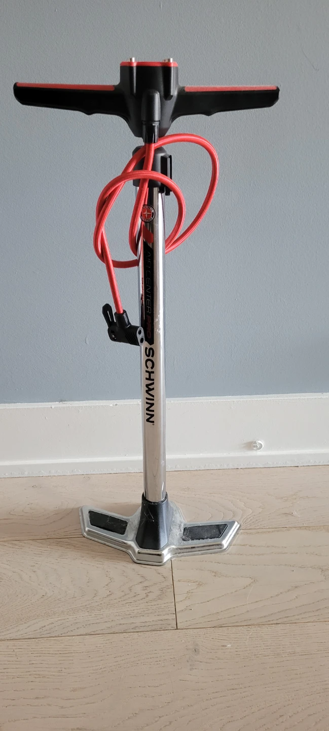 Schwinn Air Center Pro Bicycle Floor Pump