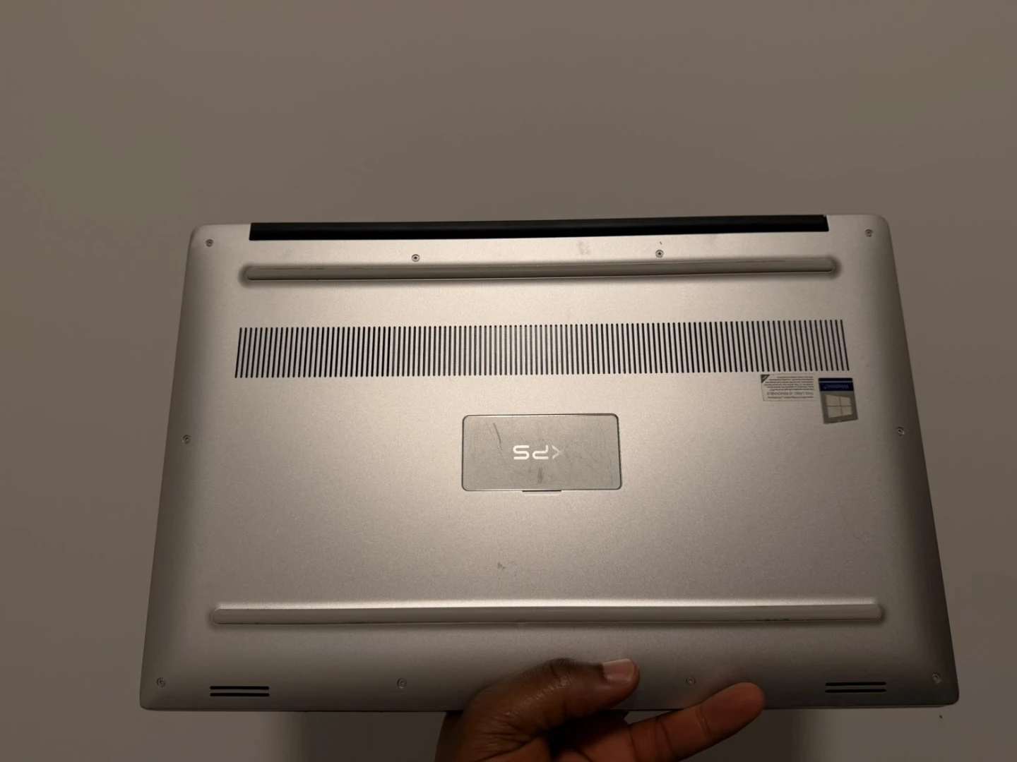 Dell XPS 15 7590 Laptop Core i7 16GB RAM 512SSD URGENT SALE - photo 2