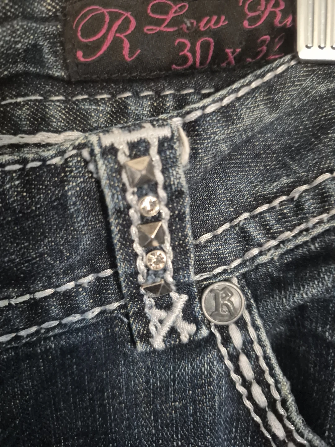 Rock and Roll Cowgirl Low Rise Jeans Size 30x32 - photo 5