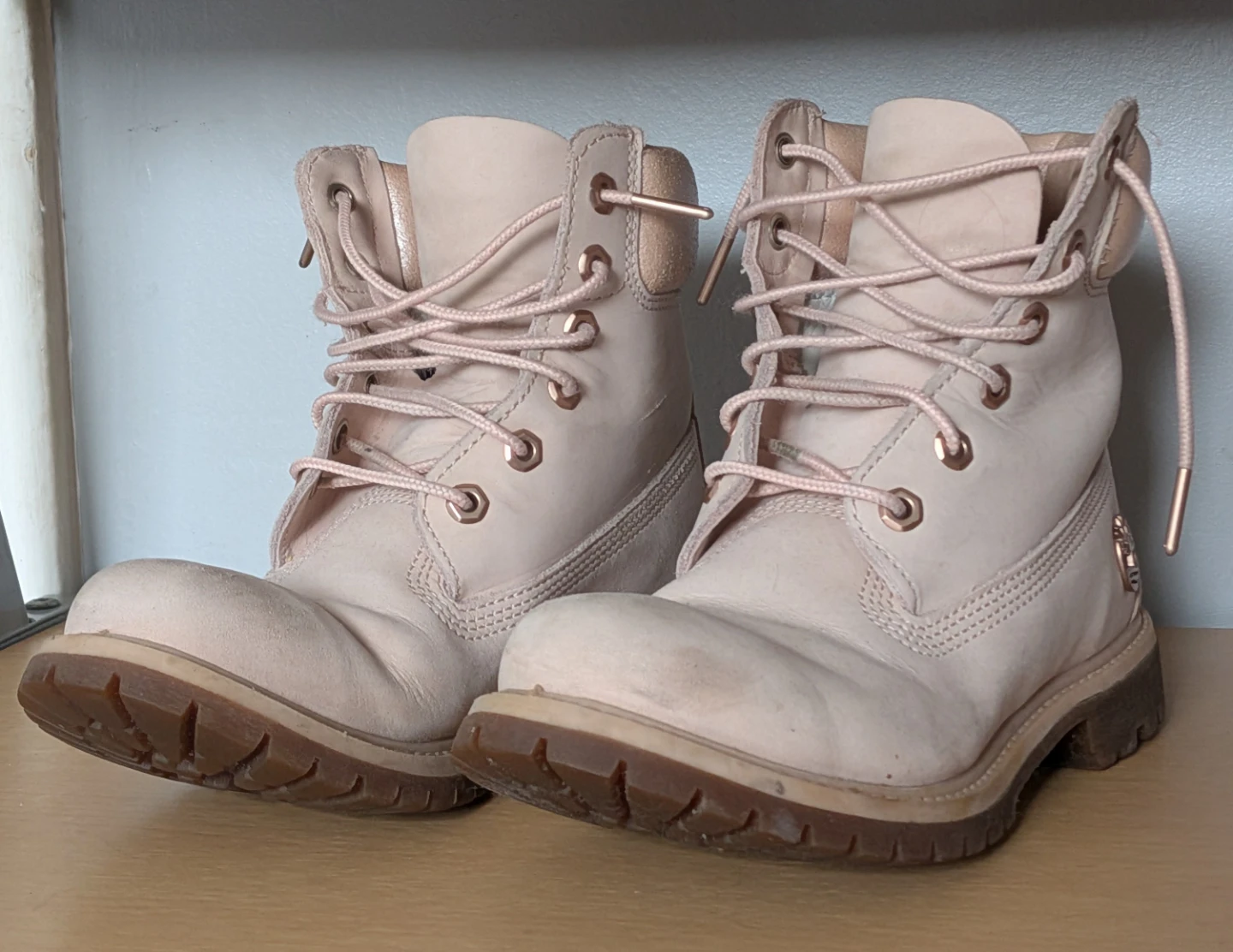 Authentic Timberland Boots - Woman's - Size 7.5 - Asking $75 - photo 4