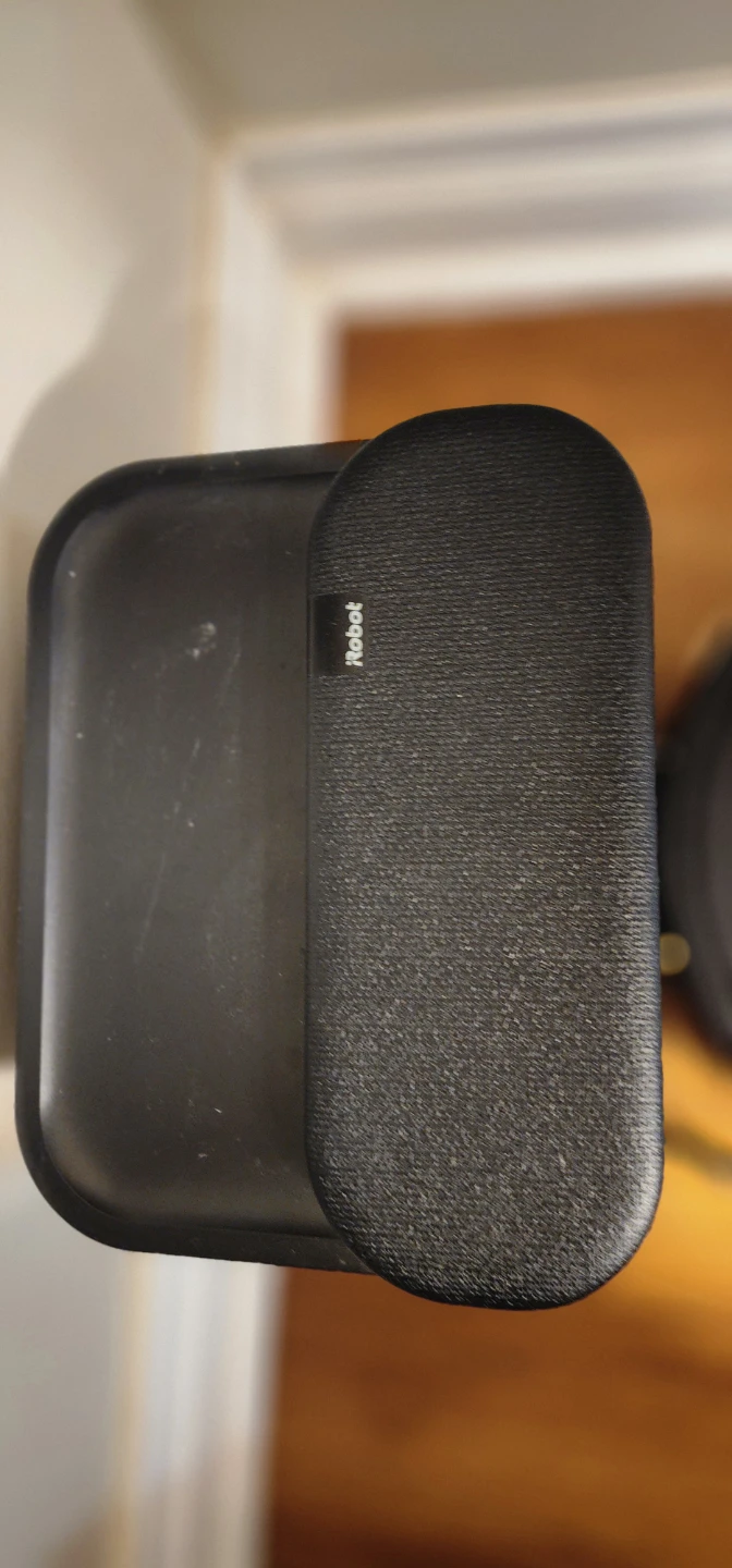 iRobot Roomba Self-Emptying Robot Vacuum - photo 4