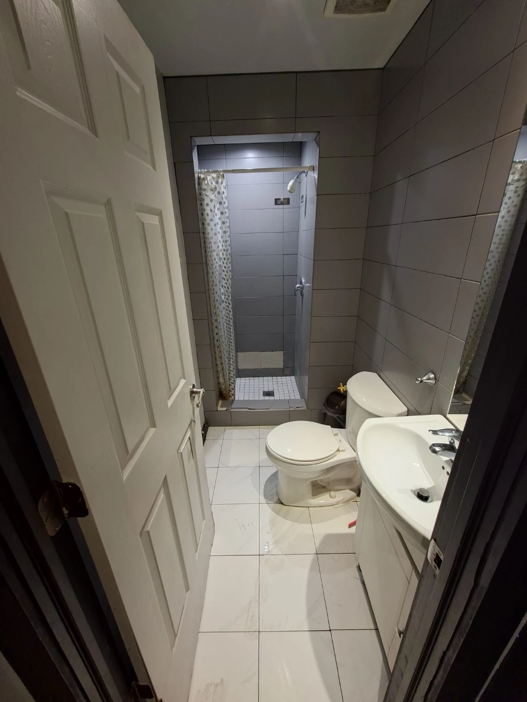 Two Private Rooms Available - photo 4