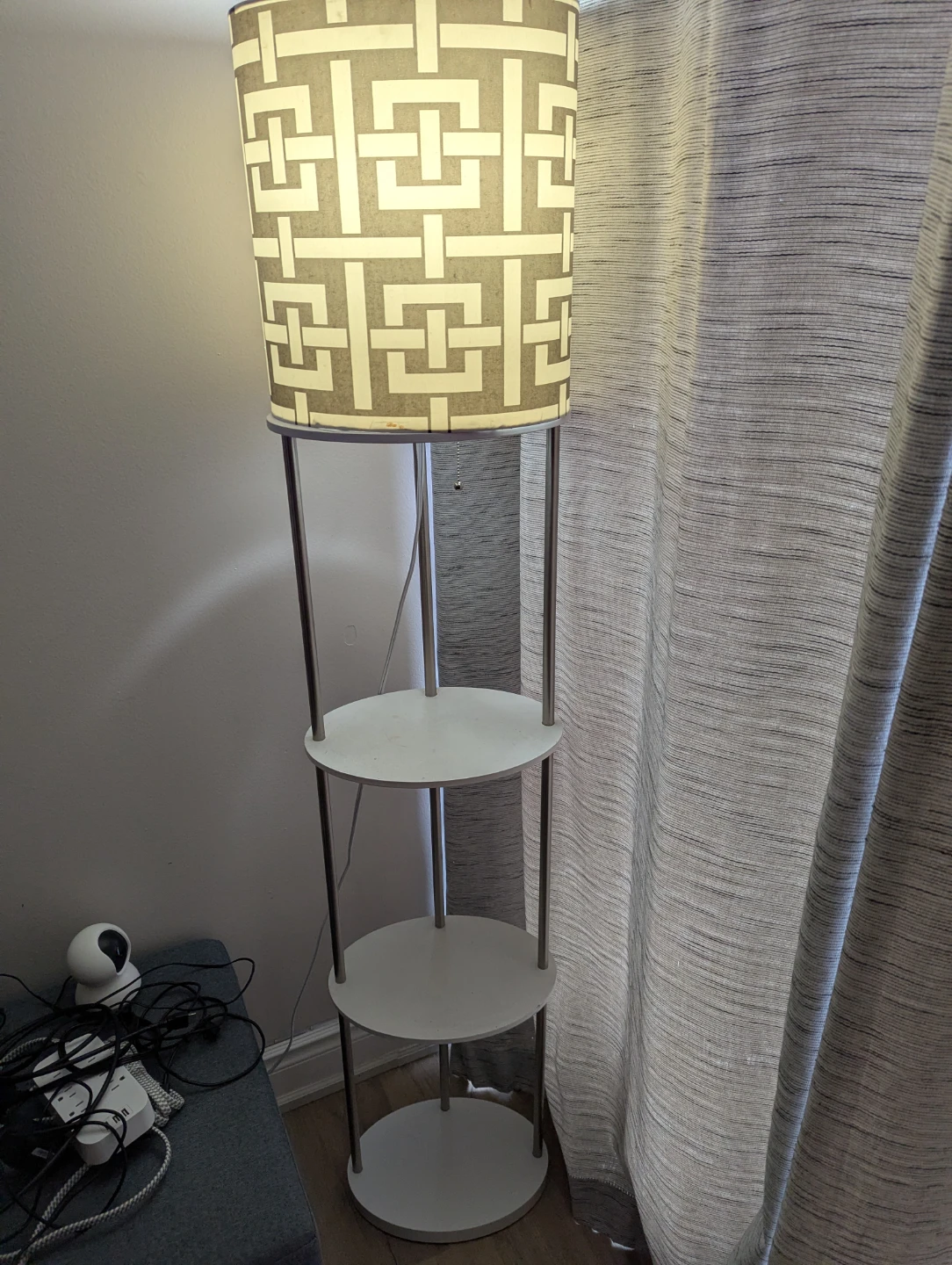 Floor Lamp with Shelves - photo 2