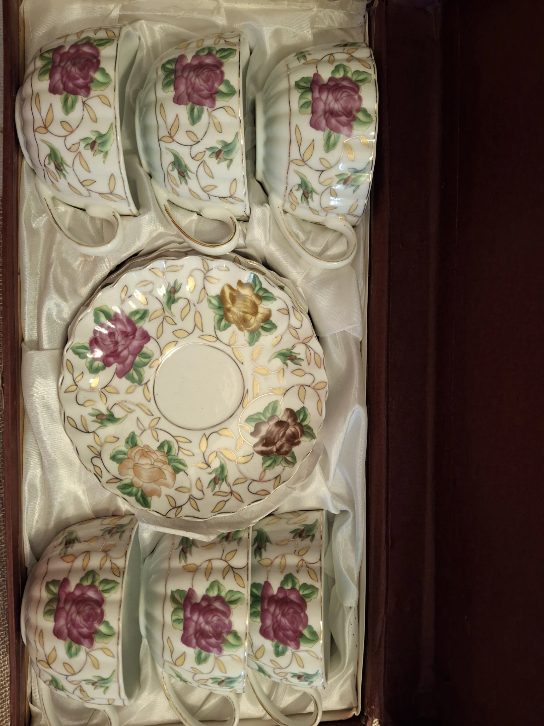 VaBene Collection Fine Porcelain Tea Cup and Saucer Set - photo 3