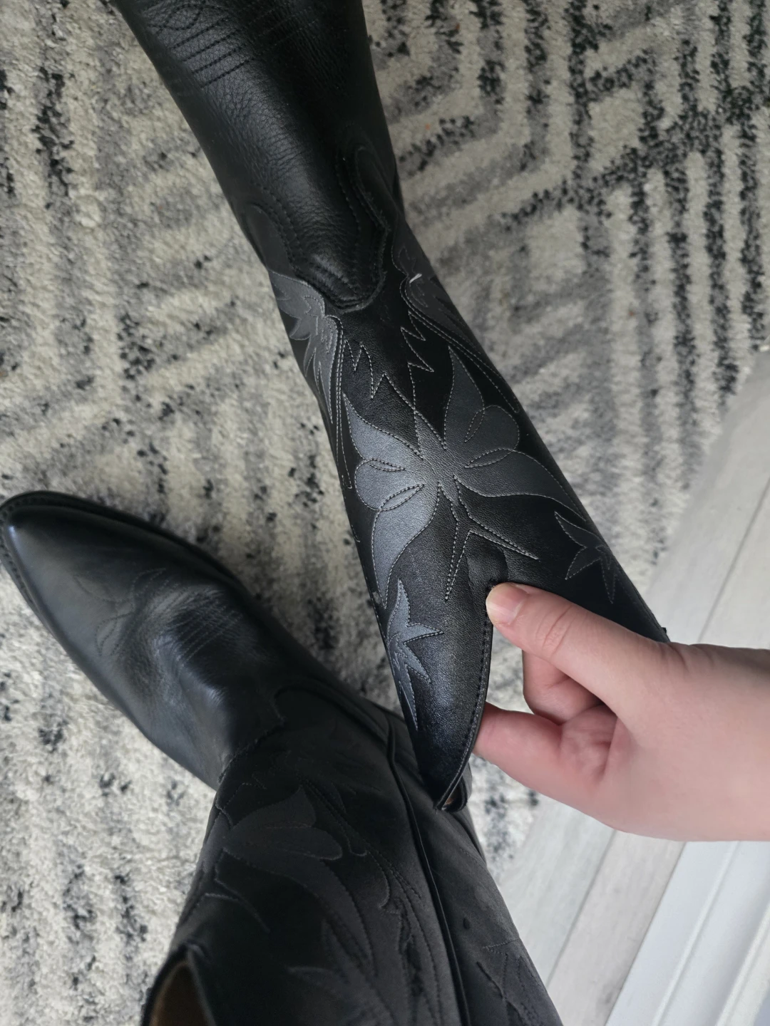 Silver Rebel Black Cowboy Boots - photo 3