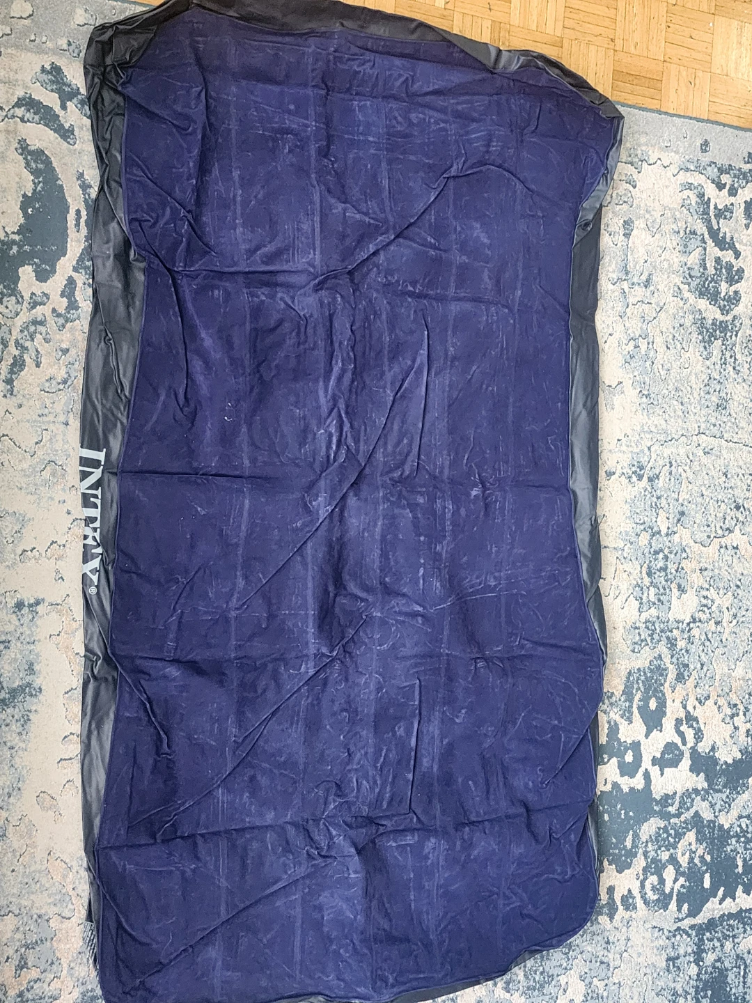 2 Intex Air Mattress