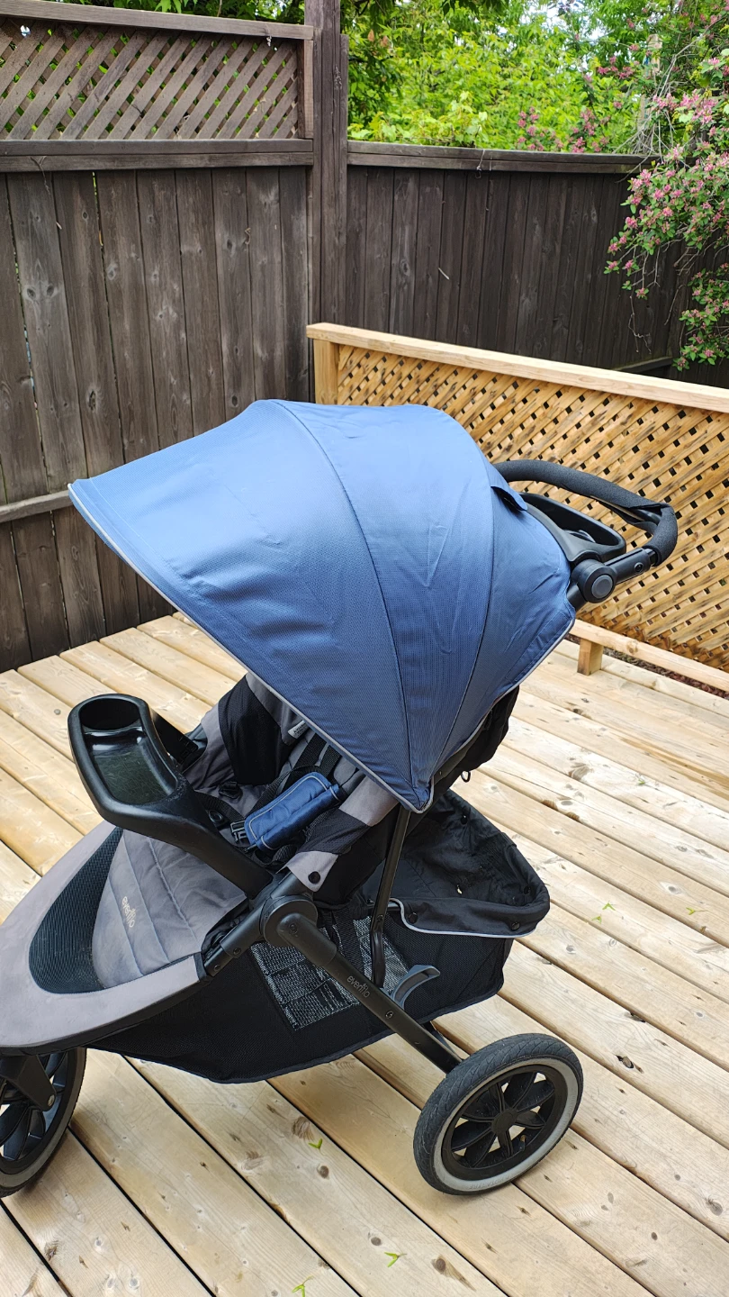 Evenflo Stroller - photo 3