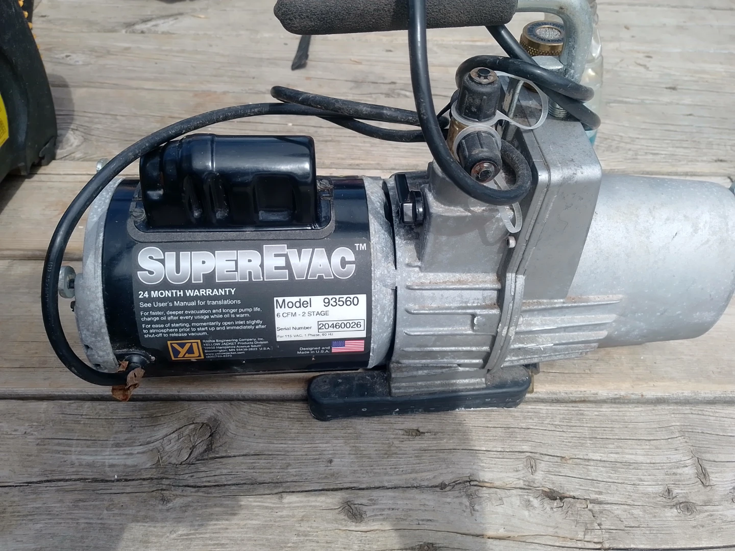 SUPER eVac Model 93560 6 CFM 2-Stage Vacuum Pump