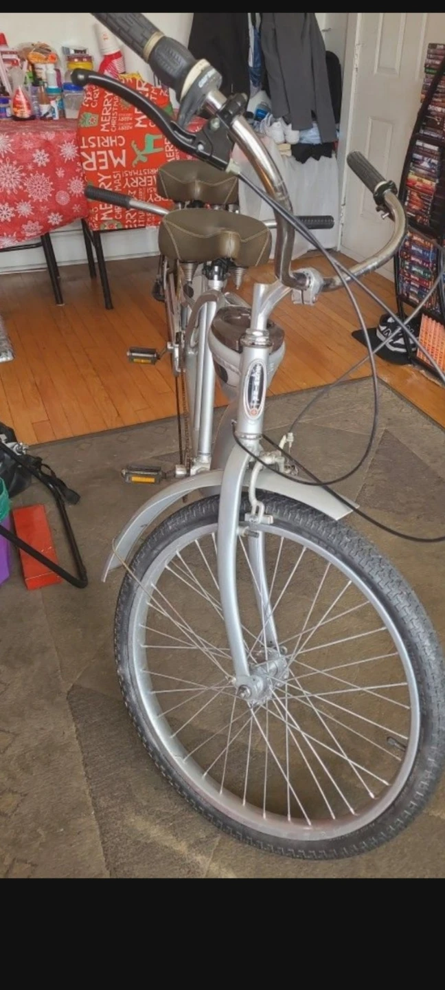 26in  schwinn tandem bike.  Good condition. - photo 2