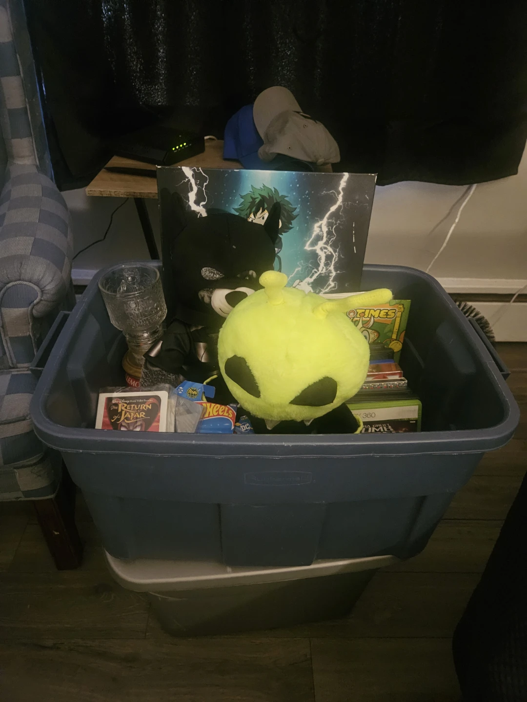 Mixed vintage/ new toy lot - photo 2