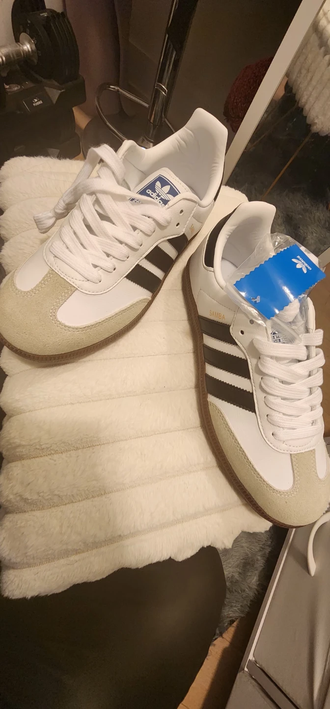 NEW Adidas Samba OG Shoes White Black Gum Sole Size US 7