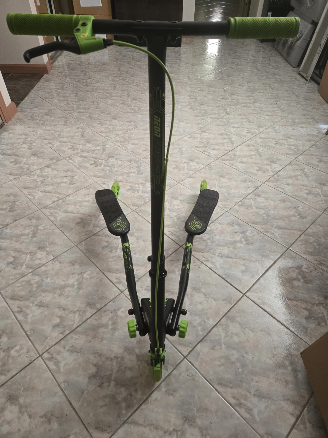 NEON FLIKER DLX Scooter by Vybe