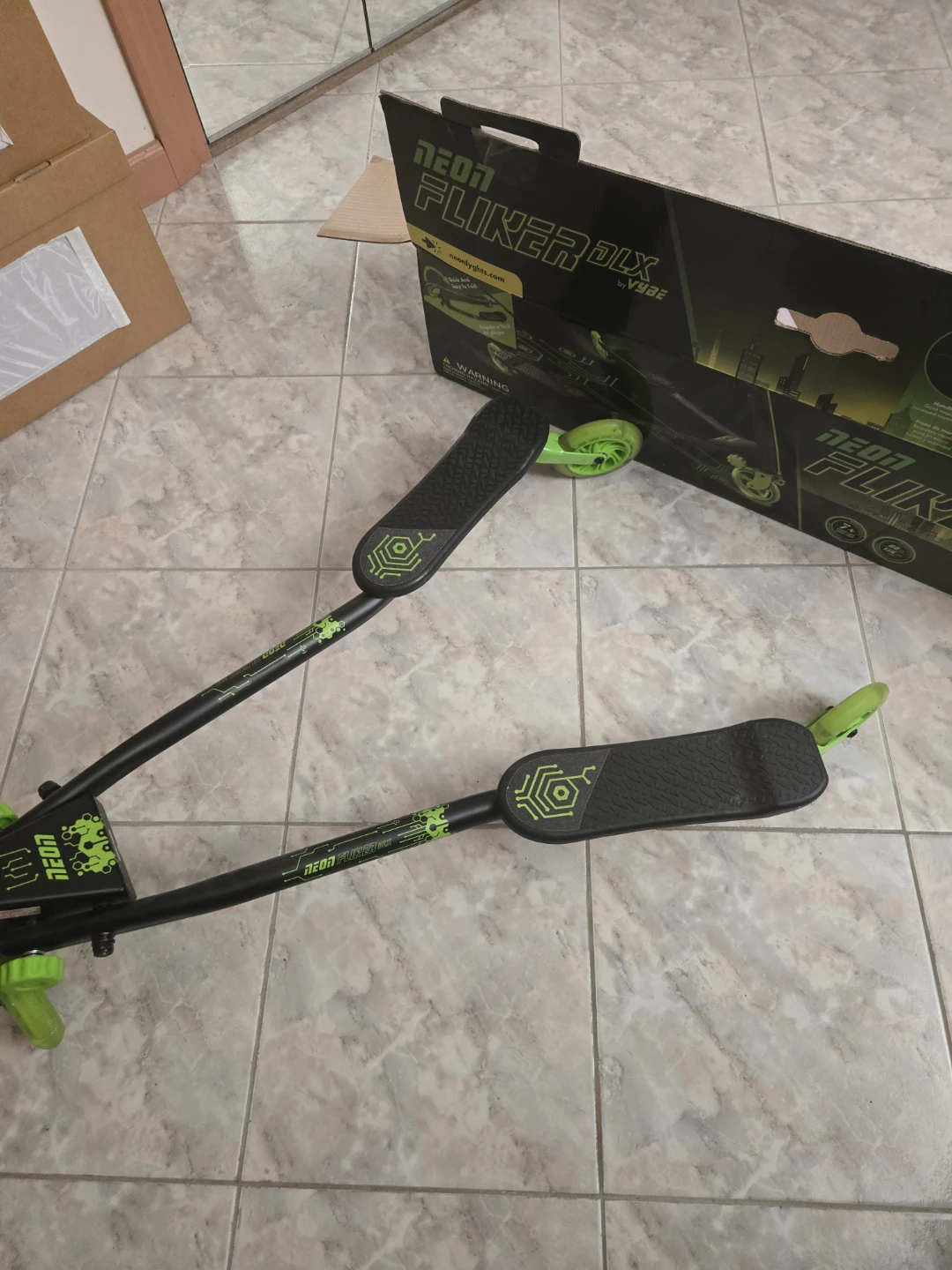 NEON FLIKER DLX Scooter by Vybe - photo 5