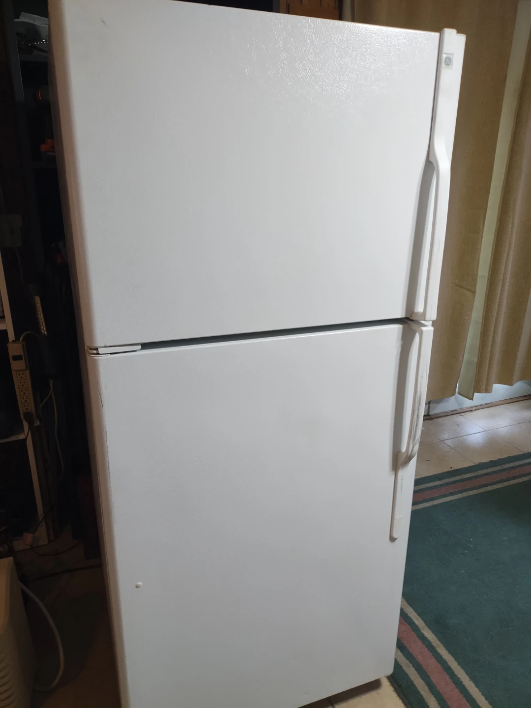 GE Refrigerator