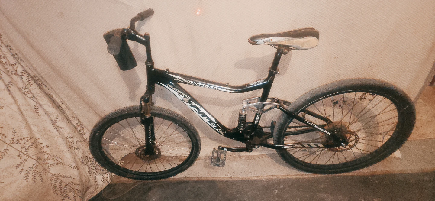 Hyper Viking Trail Mountain Bike