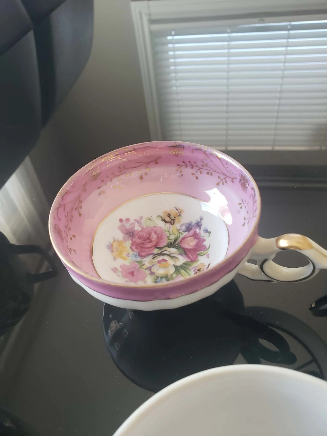 Set of 6 Vintage Teacups and a Wooden Clock - photo 5