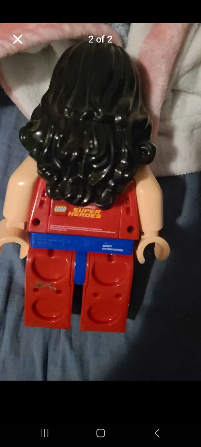 LEGO Wonder Woman Minifigure Alarm Clock - photo 2