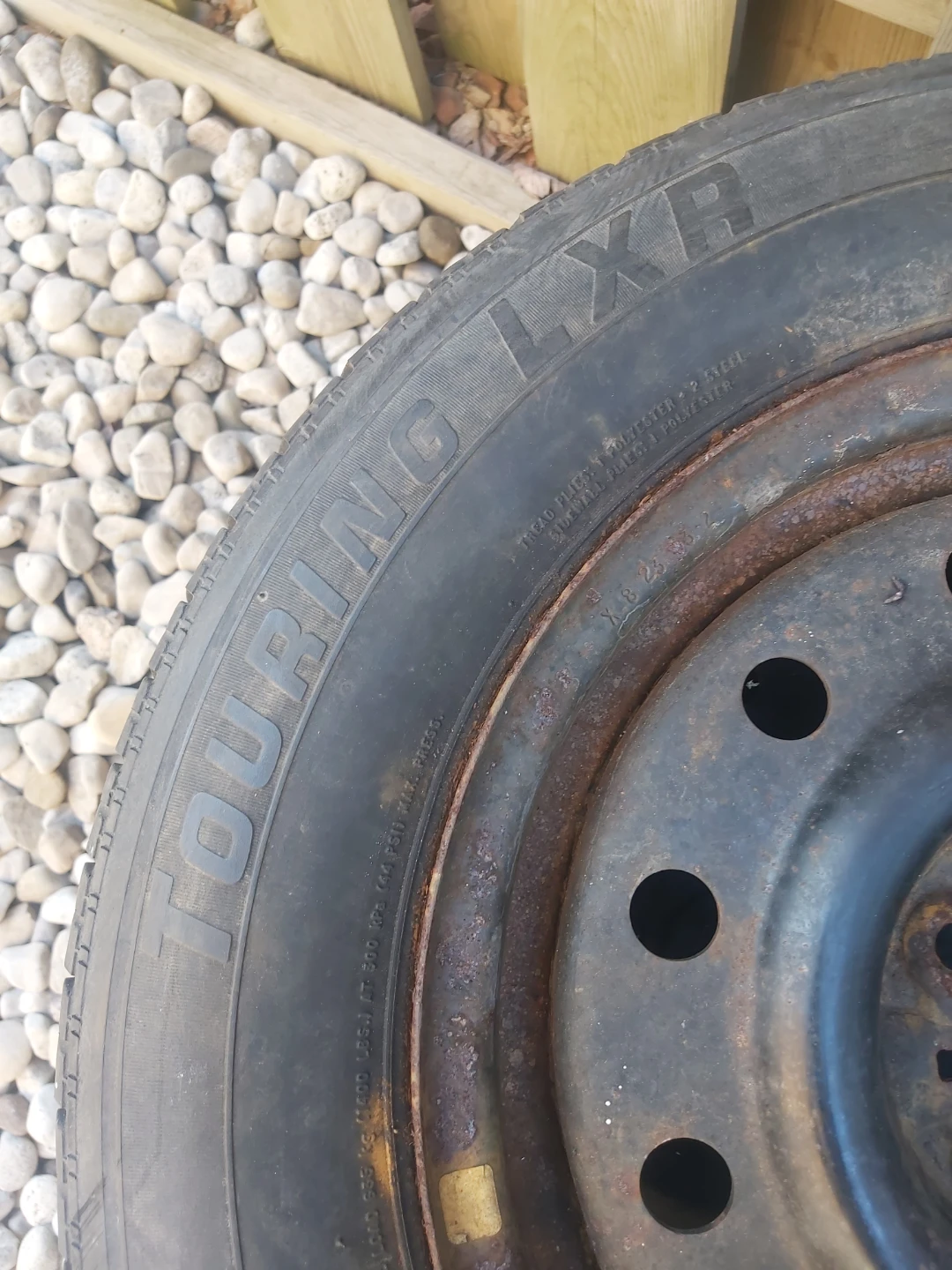 Motomaster Touring LXE Tire and Rim - photo 2
