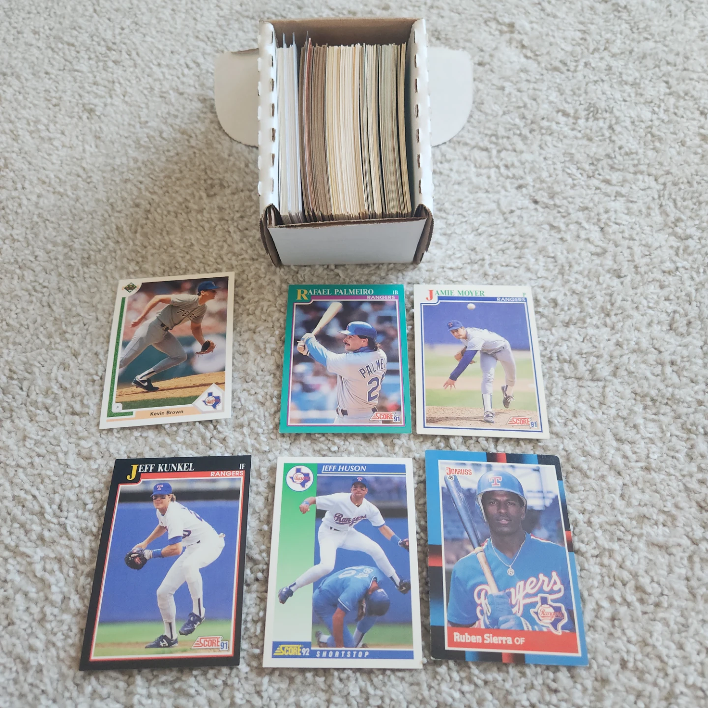 Texas Rangers, 100 Baseball Cards Team lot - photo 5