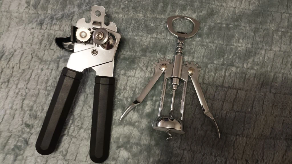 Can Opener and Corkscrew Set