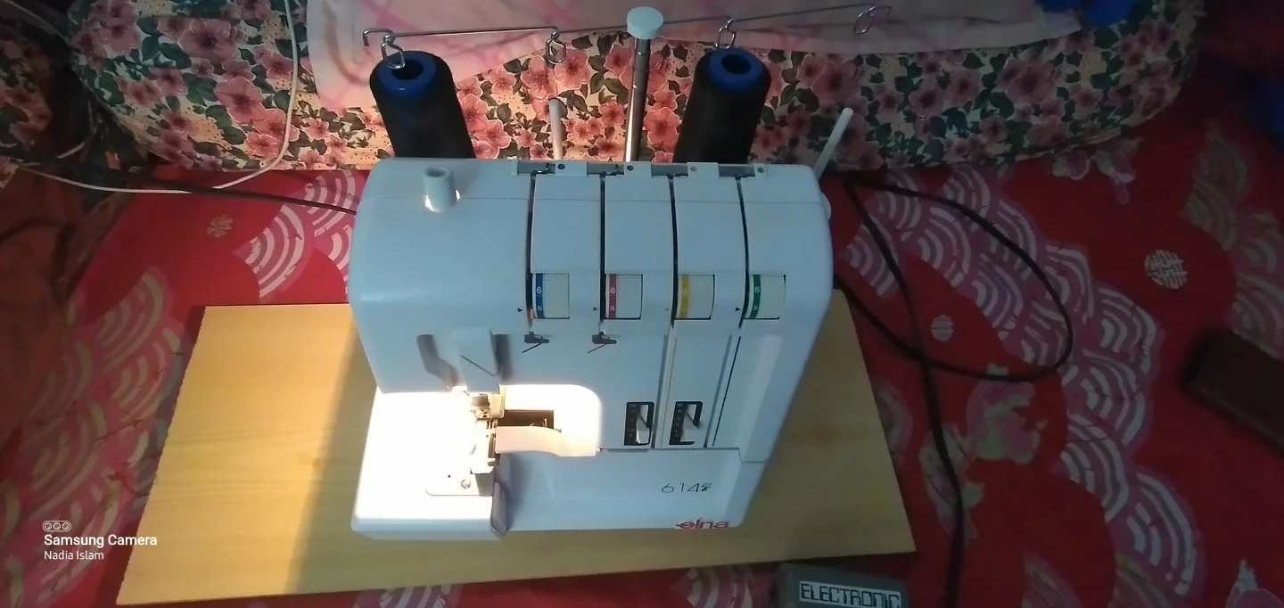 Elna 614de Serger Sewing Machine - photo 3