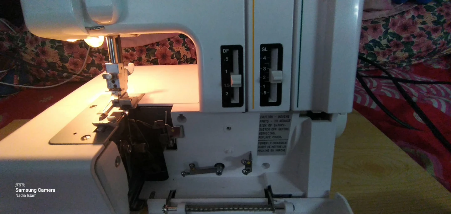 Elna 614de Serger Sewing Machine - photo 4