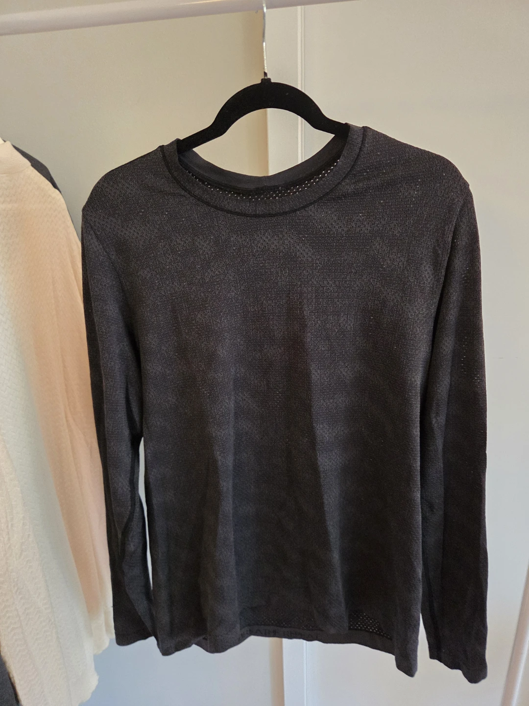 Various shirts polo, Massimo Dutti, Lululemon - photo 3