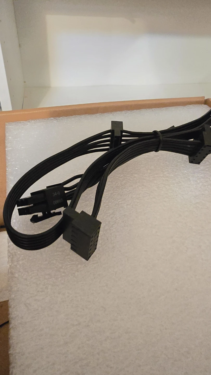 Assortment of power supply cables - photo 3