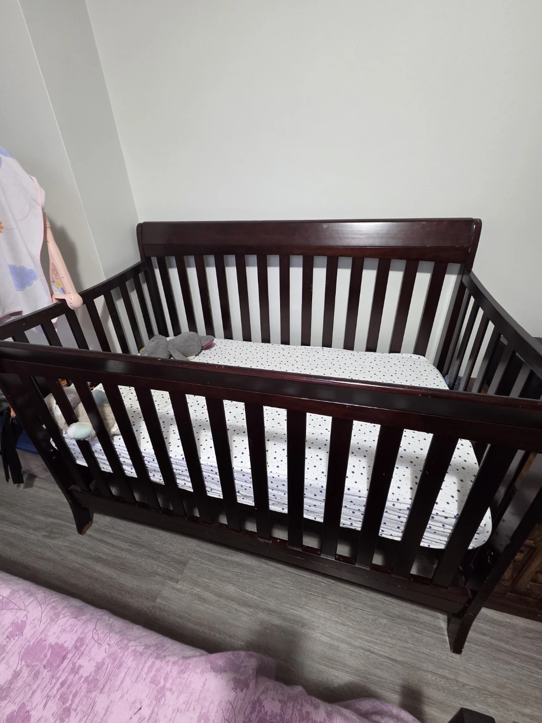Dream On Me Ashton 5-in-1 Convertible Crib - Espresso